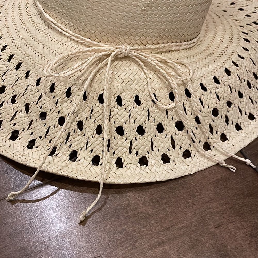Anthropologie Thalia Woven Bucket Hat Flower Pot NWT Adjustable Sold Out style. - Picture 6 of 8